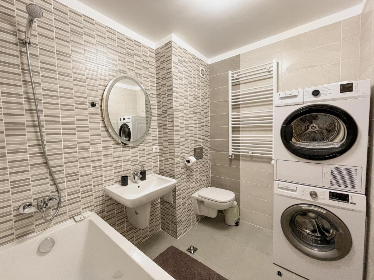 Mountain View Maria Apartment Brasov Bagian luar foto